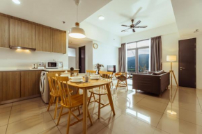Muji X Tiffany - City and Hill View 3BR at 218 Tropicana NEAR Komtar Food Heaven with Netflix & TV Box